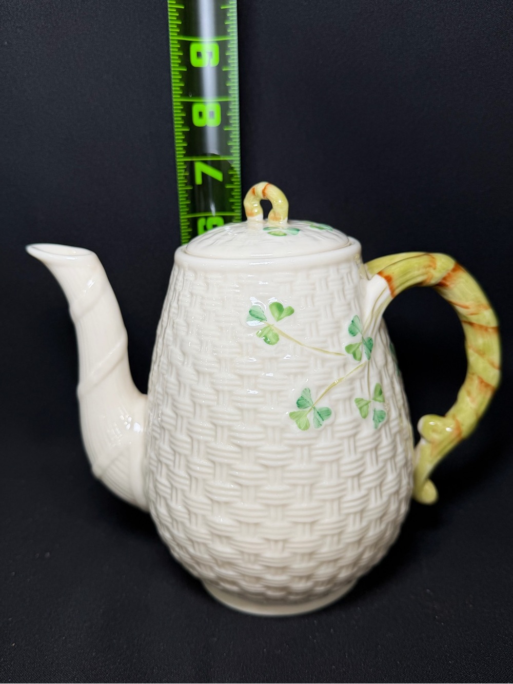 Belleek Porcelain Basket Weave Coffee Tea Pot with Lid Gold/brown 7th Mark